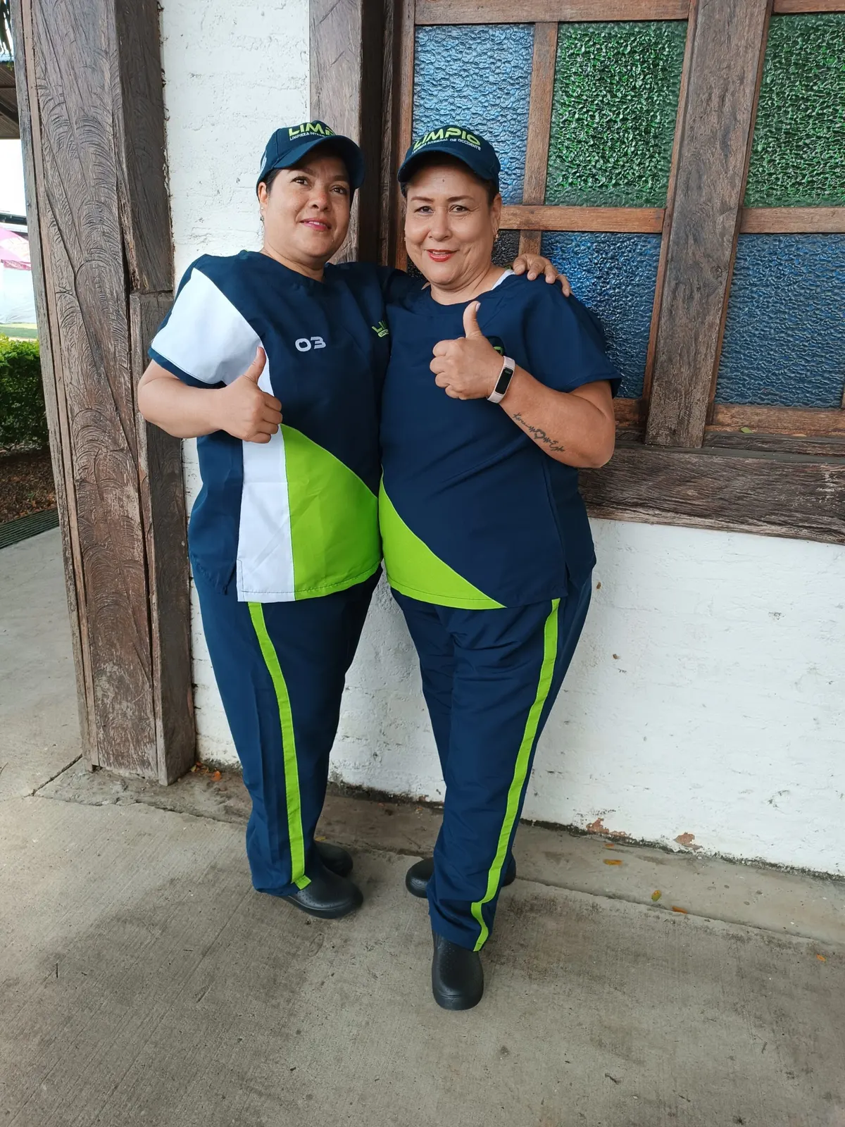 Limpio Colombia operators uniformed for a corporate event